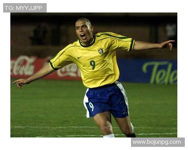 那不勒斯宣布签下巴西球星,引发球迷热议 那不勒斯宣布签下巴西球星,引发球迷热议